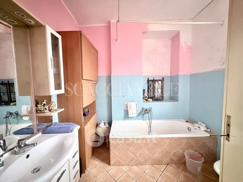 Salles de bain - Terraced House with Balcony in Occhieppo Inferiore