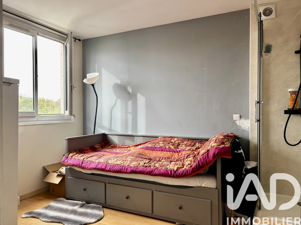 Chambres - Duplex avec Terrasse au Dernier Étage à Cergy