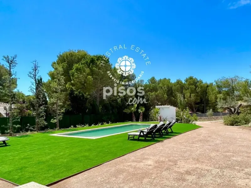 Piscine - Luxury Villa with Private Pool in Costa Dorada