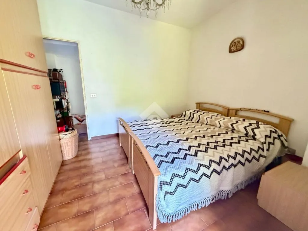 Bedrooms - Historic Semidetached House with Balconies in Urida