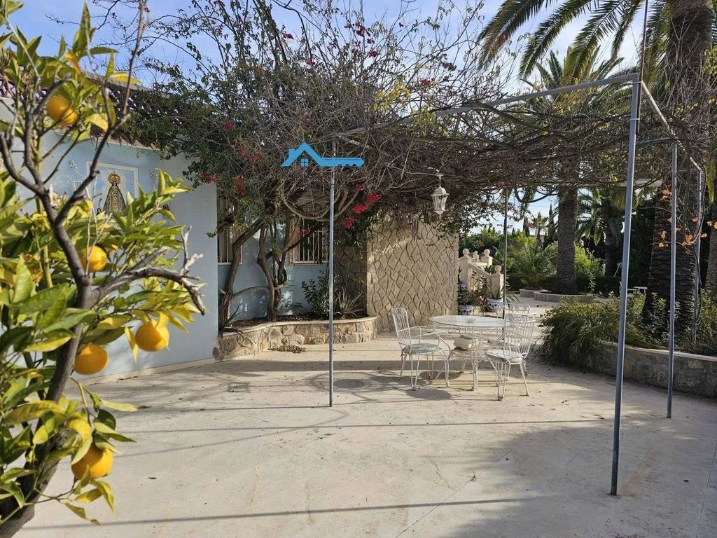 Terrass - Luxury Villa with Pool in Colonia Escandinavia