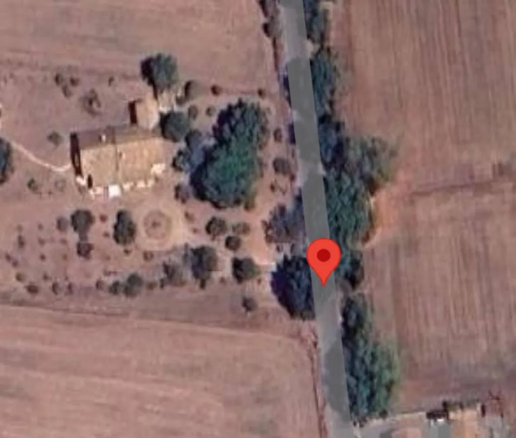 Three-Level Villa with Private Garden in Fondi