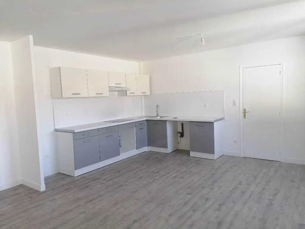 Köök - Renovated Flat with Garage in Sallèles-d'Aude