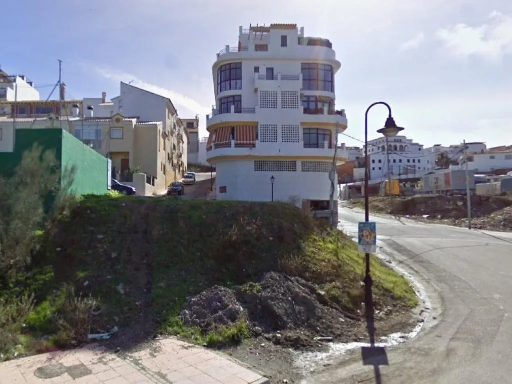 Välivaade - Plot with Infrastructure in Benamocarra, Málaga
