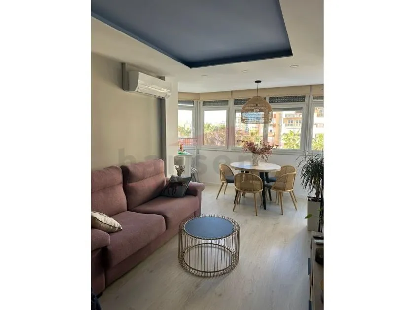 Séjour - Modern Apartment with Pool in Torre del Mar