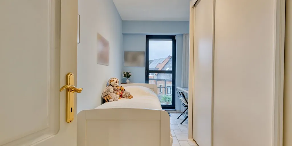 Chambres - Appartement avec Terrasse et Garage à Schoten