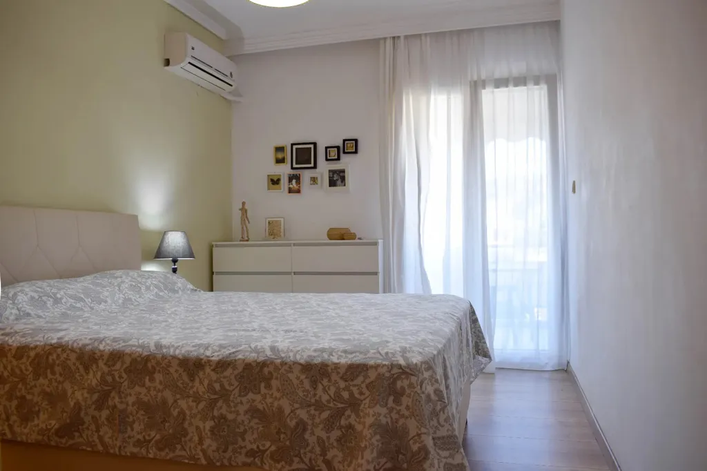 Magamistoad - Renovated Flat with Sea View in Kavala
