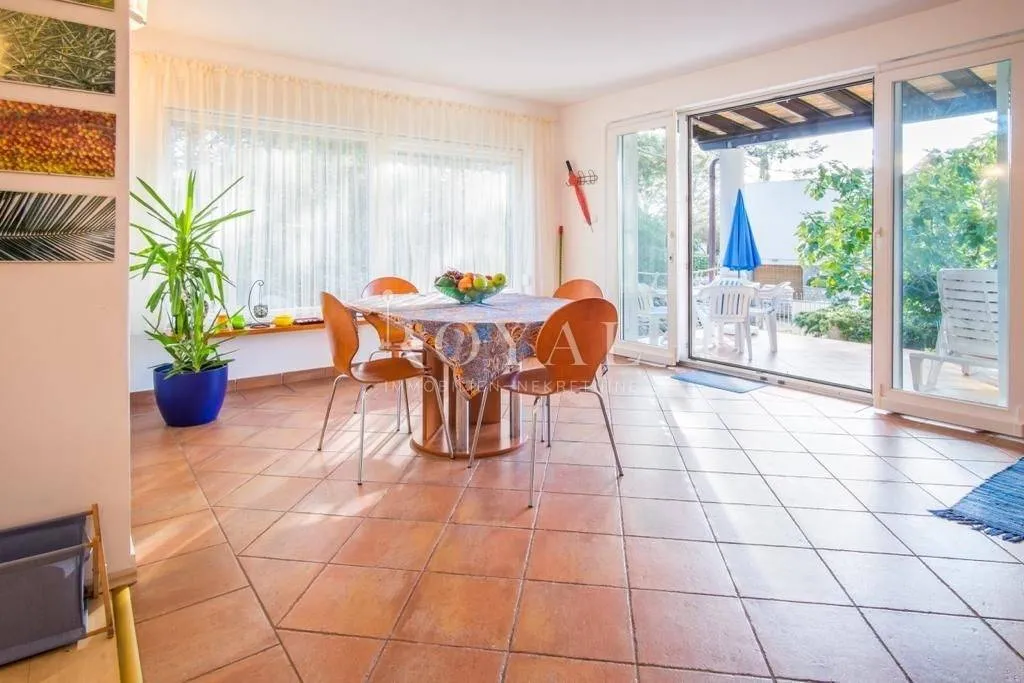 Dining Room - Family House with Seafront Access in Punat