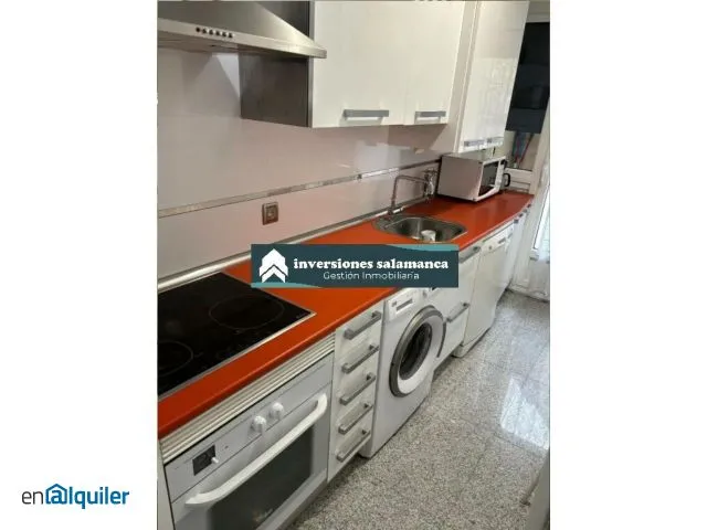 Cuisine - Ample Flat with Balcony in City Centre