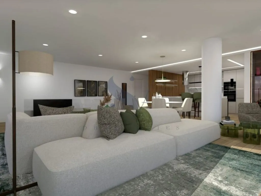 Luxury Flat with River View in Loures
