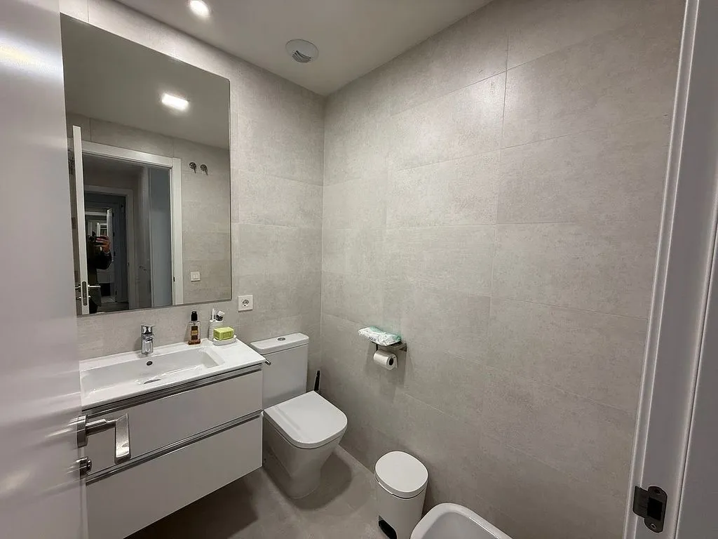 Bathrooms - Apartment with Pool and Terrace in Nuevo Bulevar