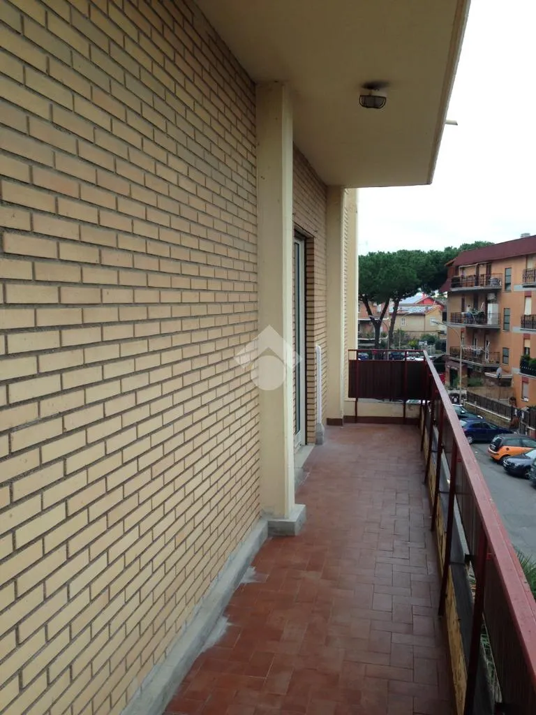 Rõdu - Apartment with Balcony in Ladispoli