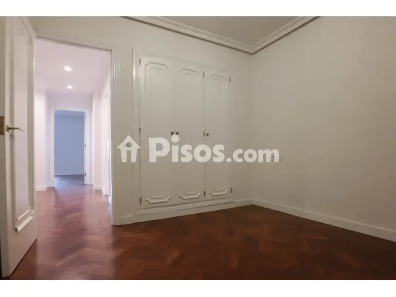 Magamistoad - Spacious Flat with Garage in Oviedo Centre