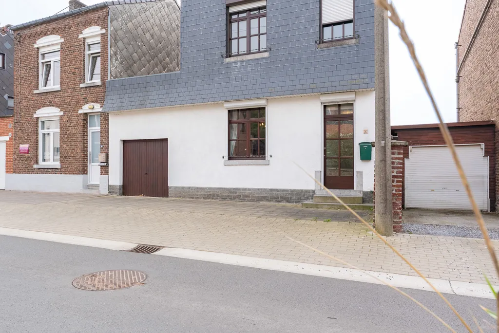 Extérieur - Maison avec Garage sur les Hauteurs d'Amay