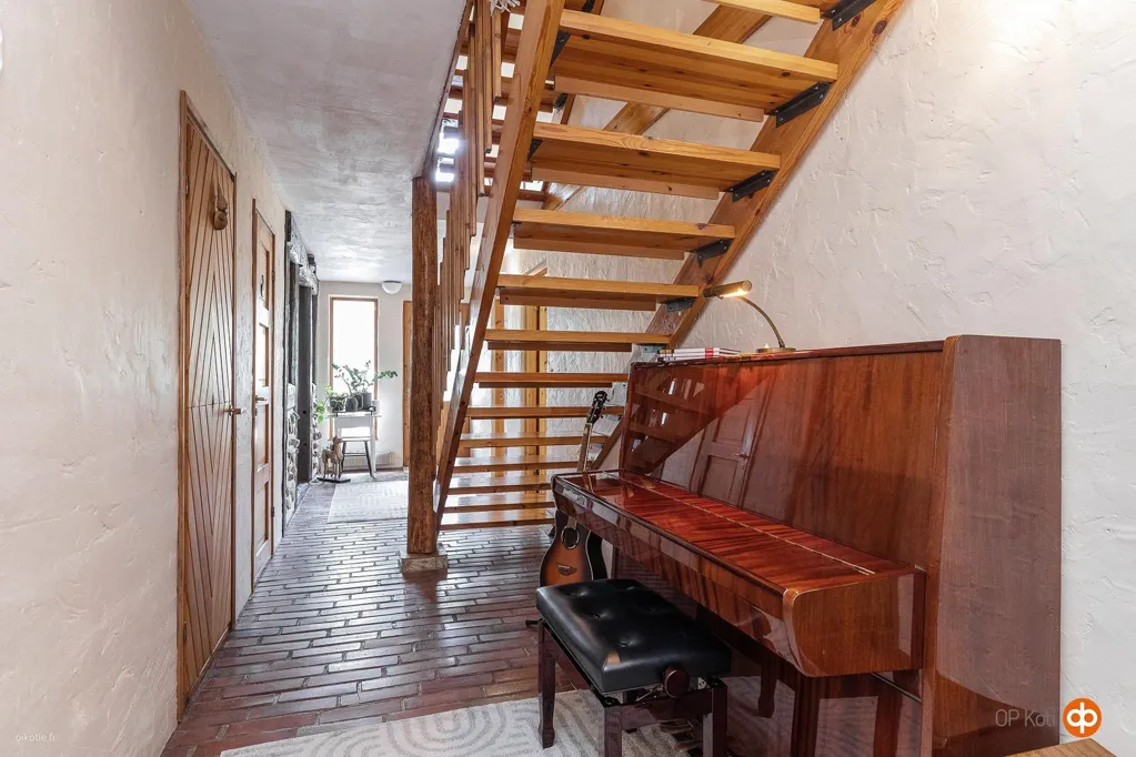 Stanze - Architectural House with Garden in Halikko