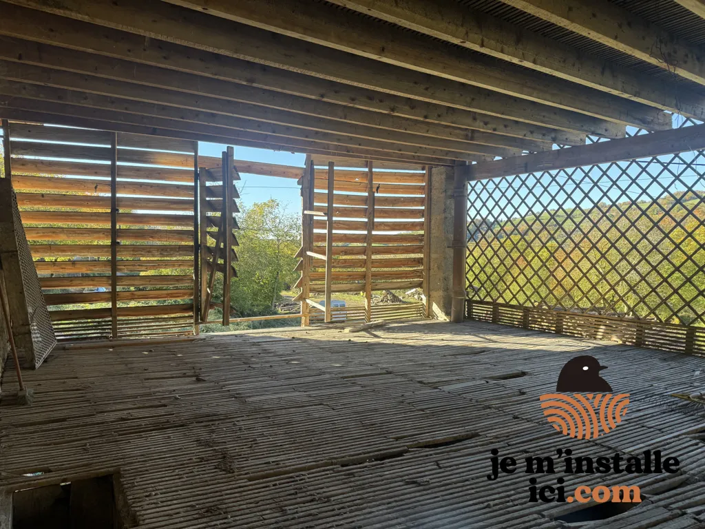 Terrasse - Corps de Ferme à Rénover avec Vue Campagne à Quincieu