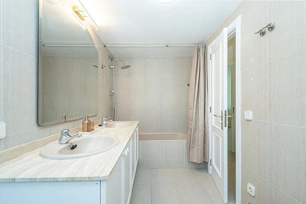 Salles de bain - Furnished Flat with Balcony in Port de Pollença