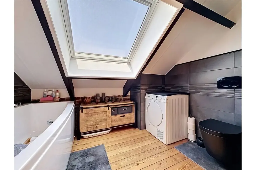 Bathrooms - Duplex with South-Facing Terrace in Tubize