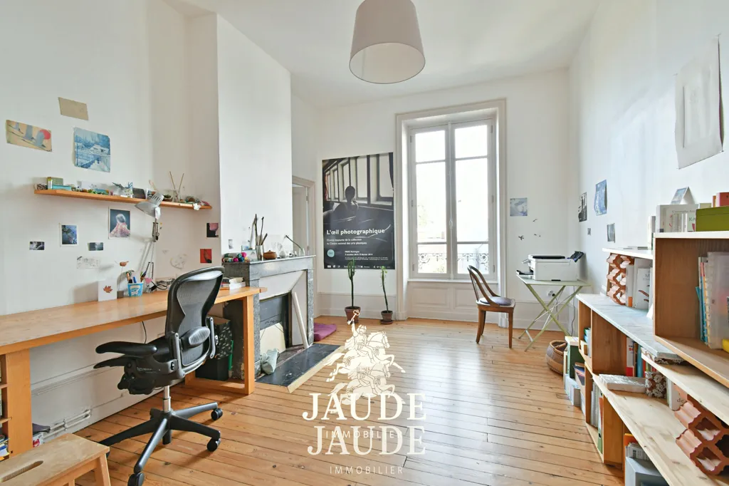 Bureau - Duplex de Caractère avec Balcon à Chamalières