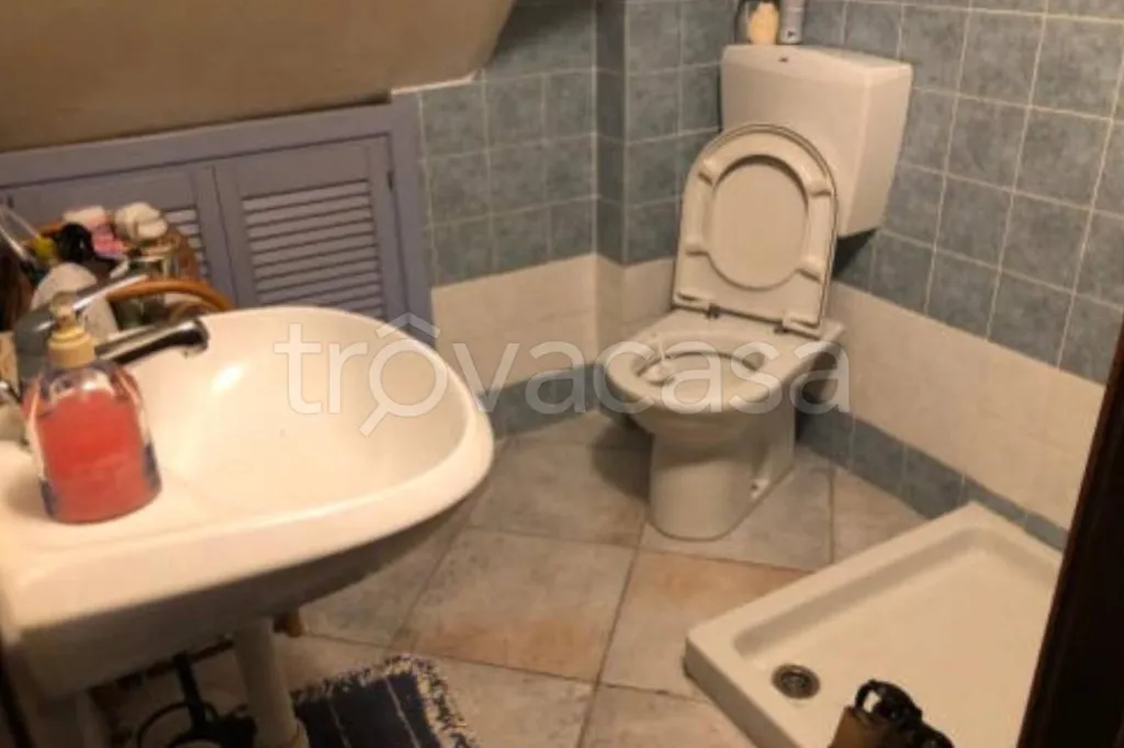 Vannitoad - Two-Storey House with Garden in Perrero