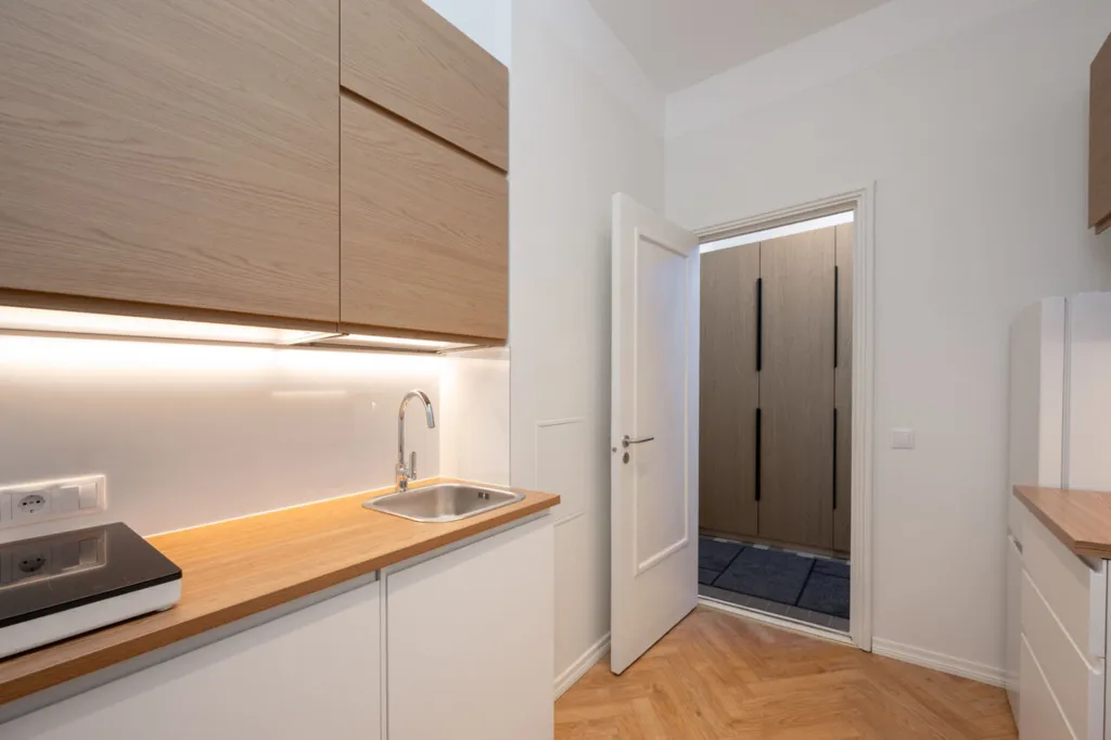 Cucina - Apartment with Private Garden in Tallinn Centre