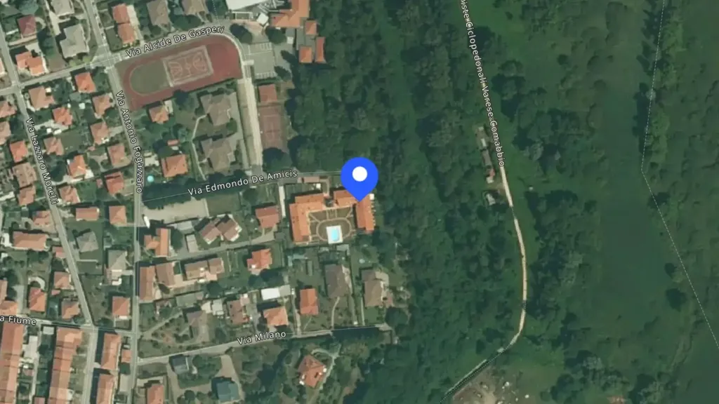 Ground and First Floor Flat with Garage in Varano Borghi