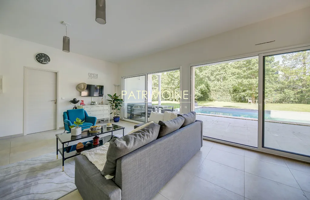 Soggiorno - Architectural House with Pool in Feucherolles