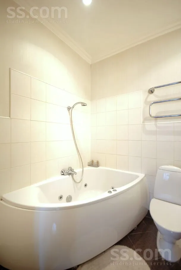 Salles de bain - Light Penthouse with Home Cinema in Riga Centre