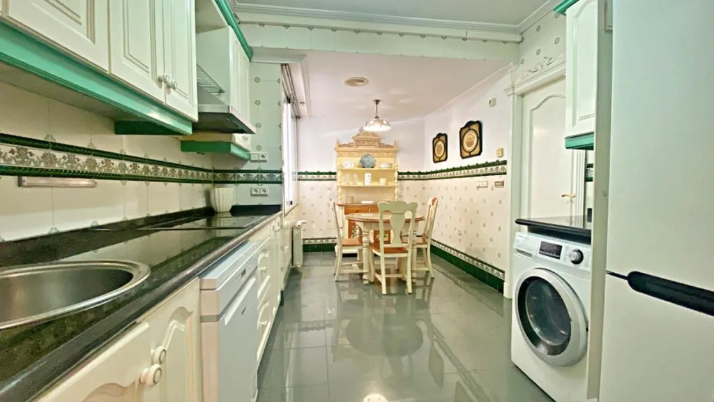 Cuisine - Luxury Flat with Central Alicante Location