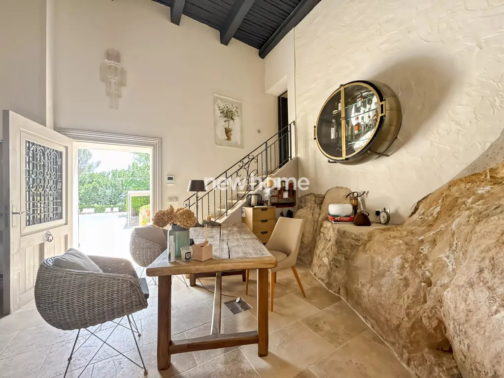Dining Room - Luxury Farmhouse with Pool in Fayence