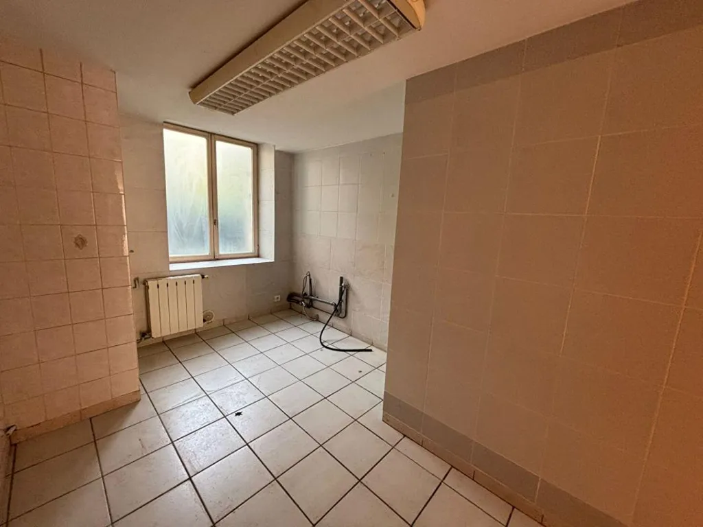 Pièces - Appartement 2 Pièces avec Cave Voûtée à Nevers