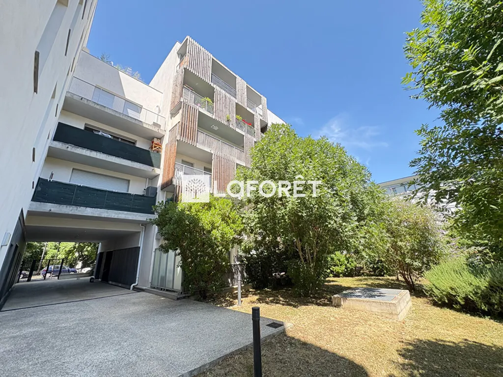 Jardin - Appartement avec balcon sud à Vitry-sur-Seine