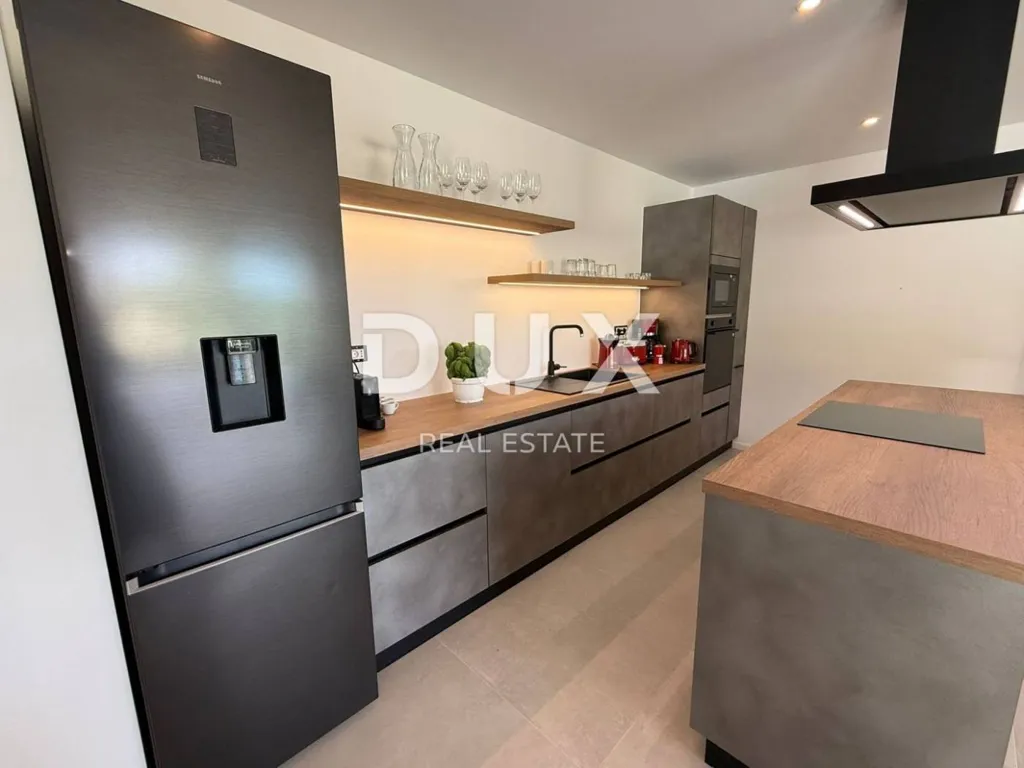 Cuisine - Contemporary Villa with Pool in Motovun