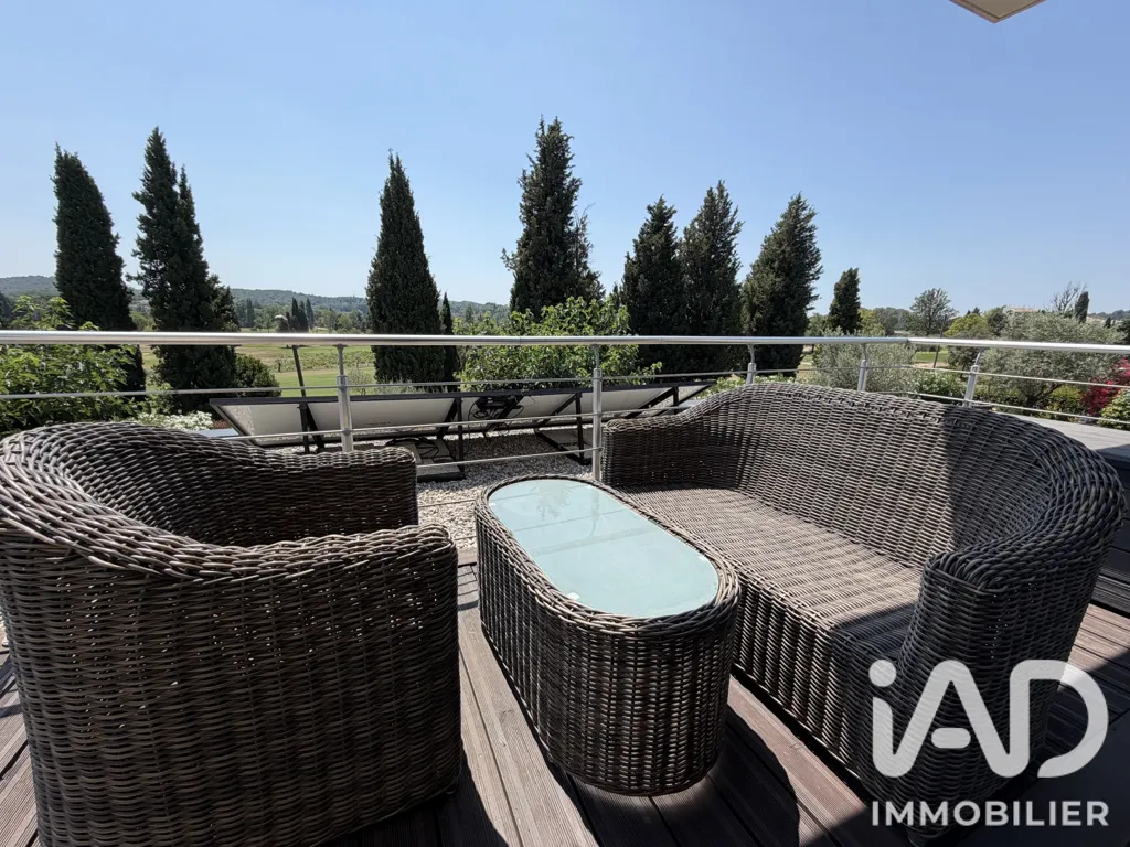 Terrasse - Maison d'Architecte avec Jardin à Opio
