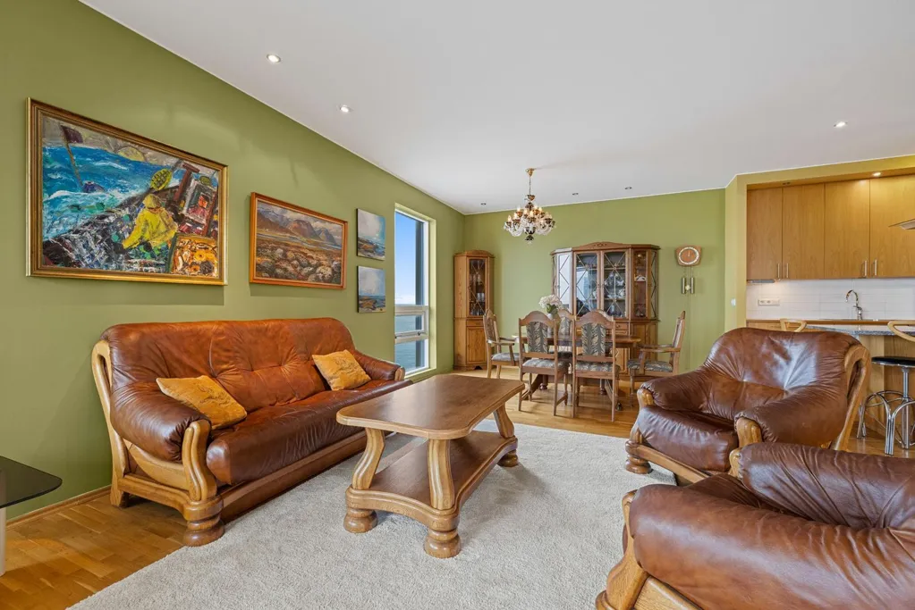 Elutuba - Apartment with Private Parking in Reykjavik