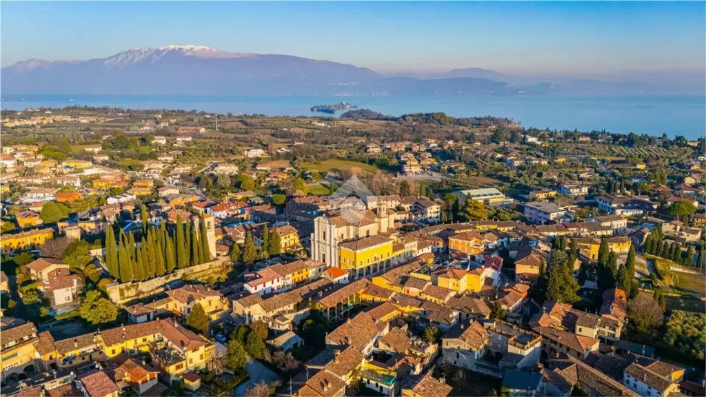 Triplex in Historic Centre, San Felice del Benaco