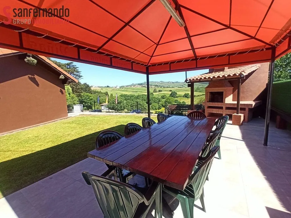 Terrasse - 1-Bedroom Apartment with Terrace in Queveda