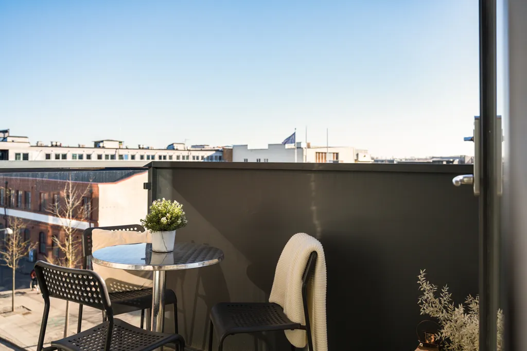 Balcon - Modern Flat with Balcony in Norra Sorgenfri