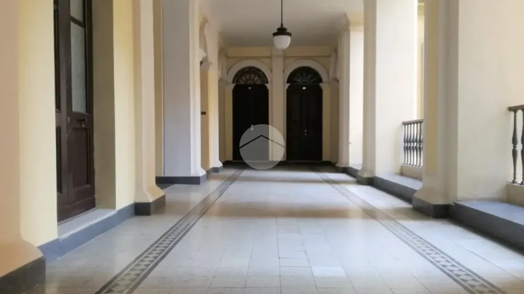 Entrée - Four-Bedroom Apartment in Historic Building, Rome