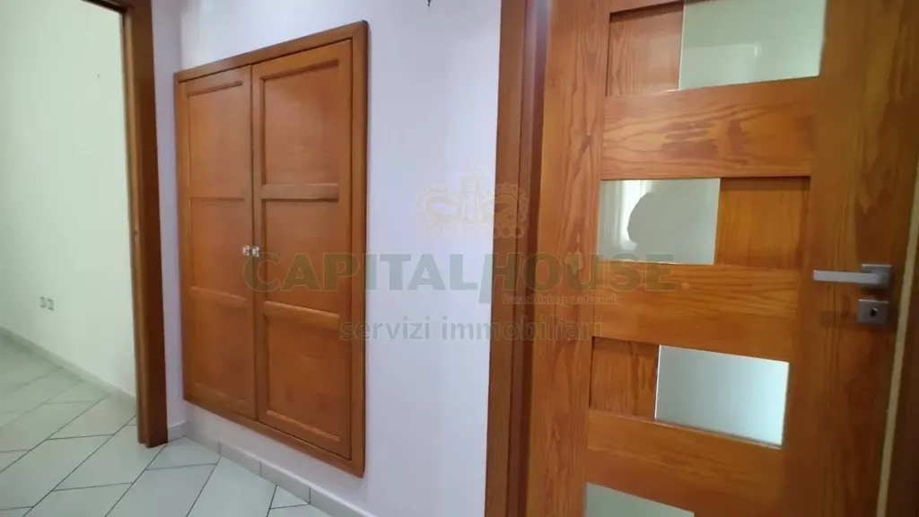 Esik - Armed Two-Bedroom Flat with Balcony in Capua