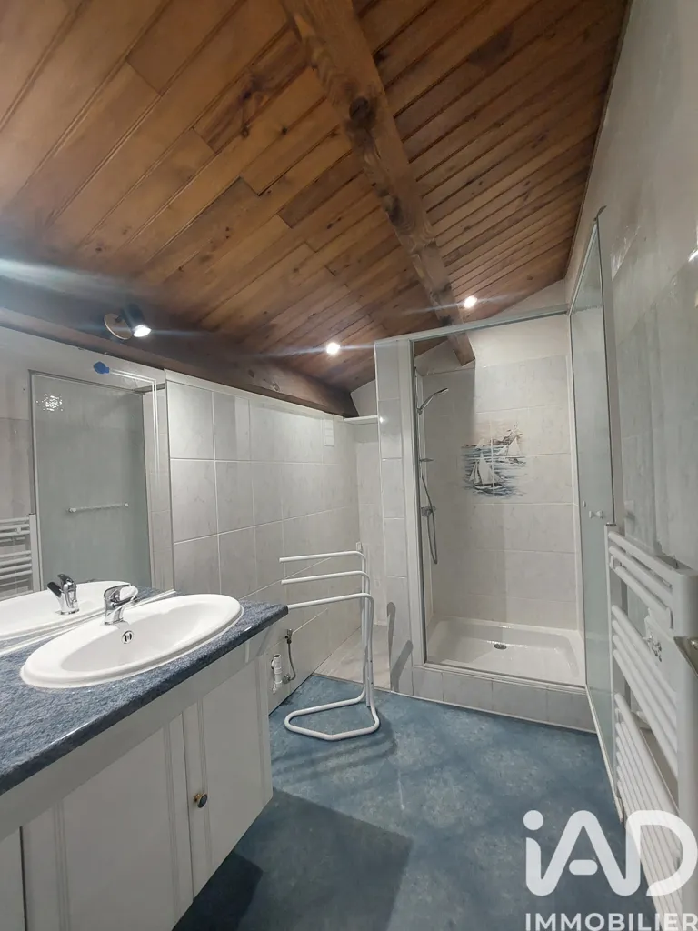 Salles de bain - Duplex avec balcon à Gréolières 1400