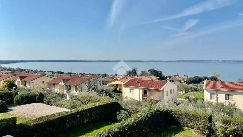 Aed - Villa with Lake View in Lazise