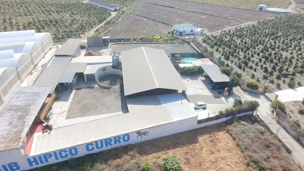 Õhuvaade - Equestrian Centre with Coastal Proximity in Torre del Mar