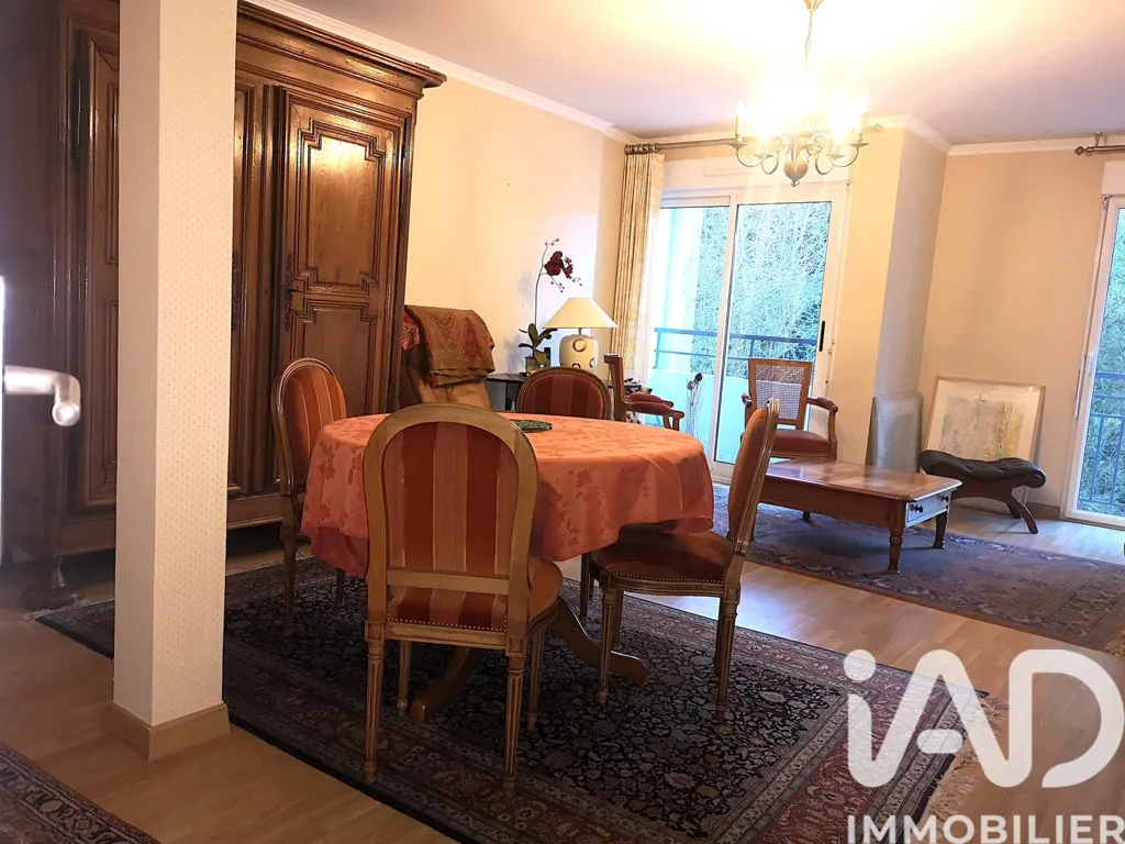Salle à manger - Appartement au Calme avec Balcons à Quimper