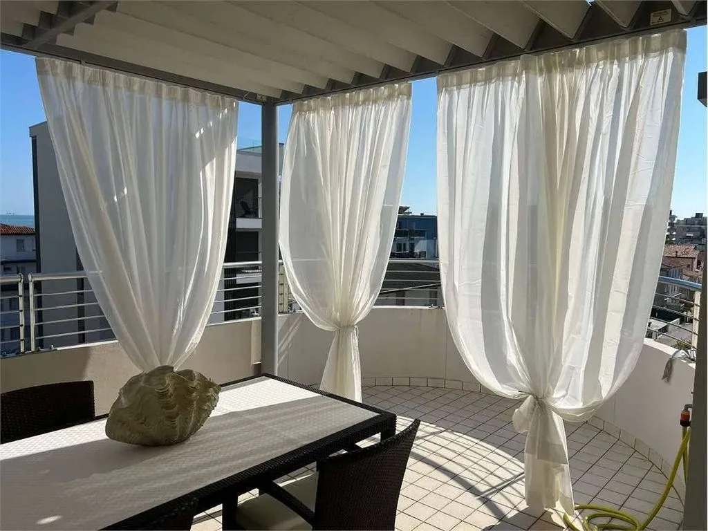 Terrass - Luxury Penthouse with Sea View in Jesolo