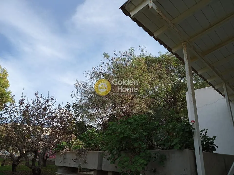 Jardin - Development Plot with Sea View in Egina Centre