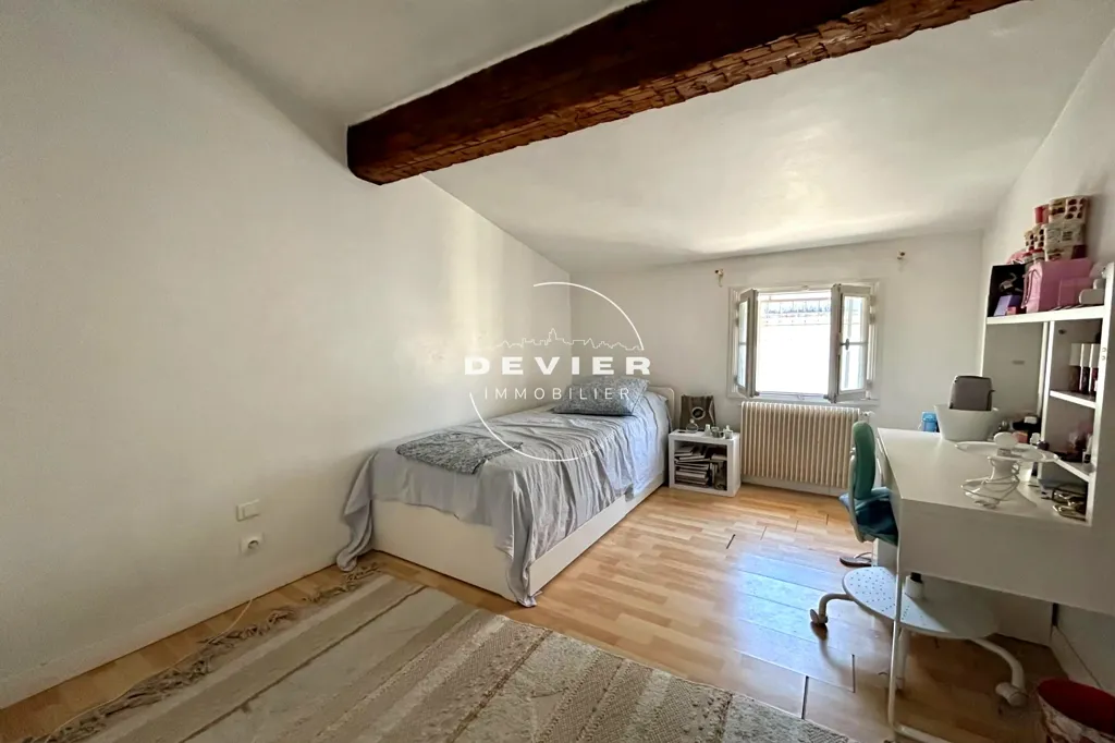 Magamistoad - Charming Townhouse in Montpellier's Historic Centre