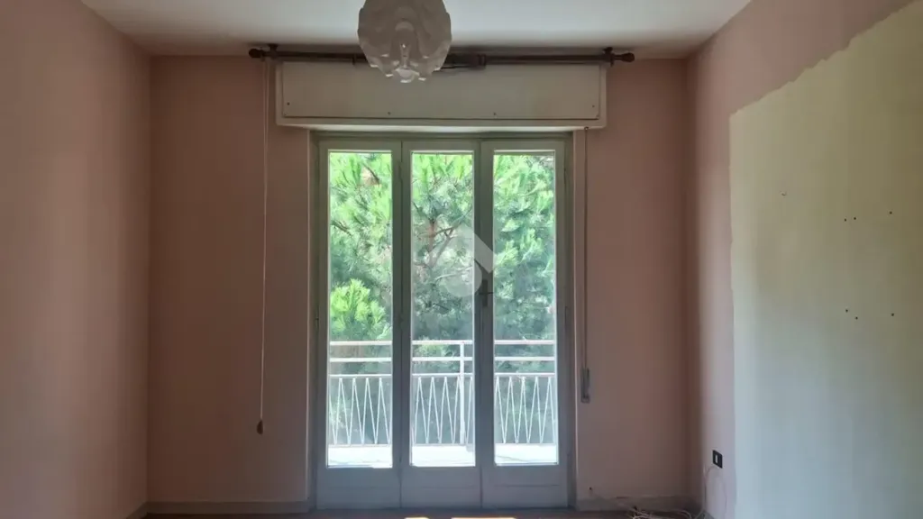 Pièces - Apartment with Balcony in Savona