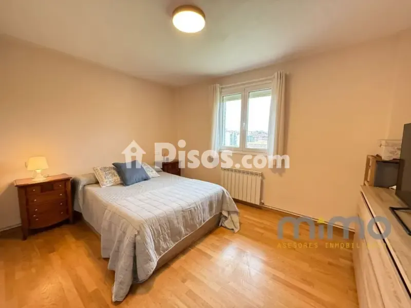 Chambres - Spacious Apartment with Balcony in Irún