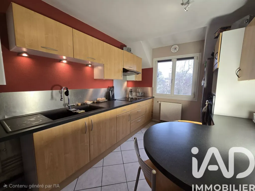 Cuisine - Appartement T3 avec Balcon et Parking à Malzéville